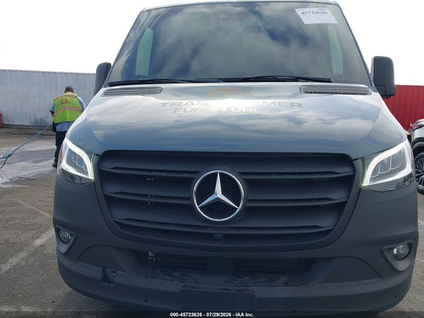 2024 MERCEDES-BENZ SPRINTER 2500