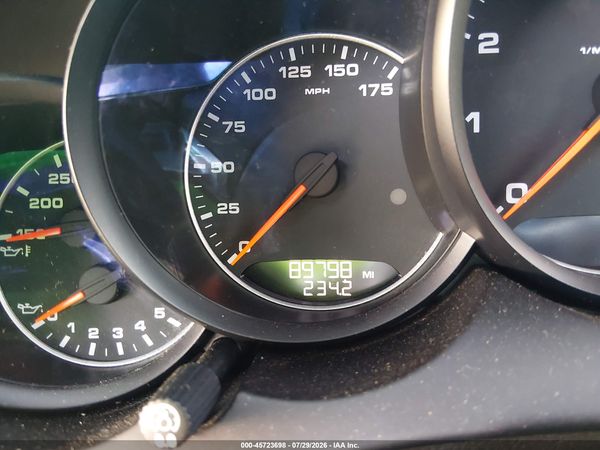 2016 PORSCHE CAYENNE