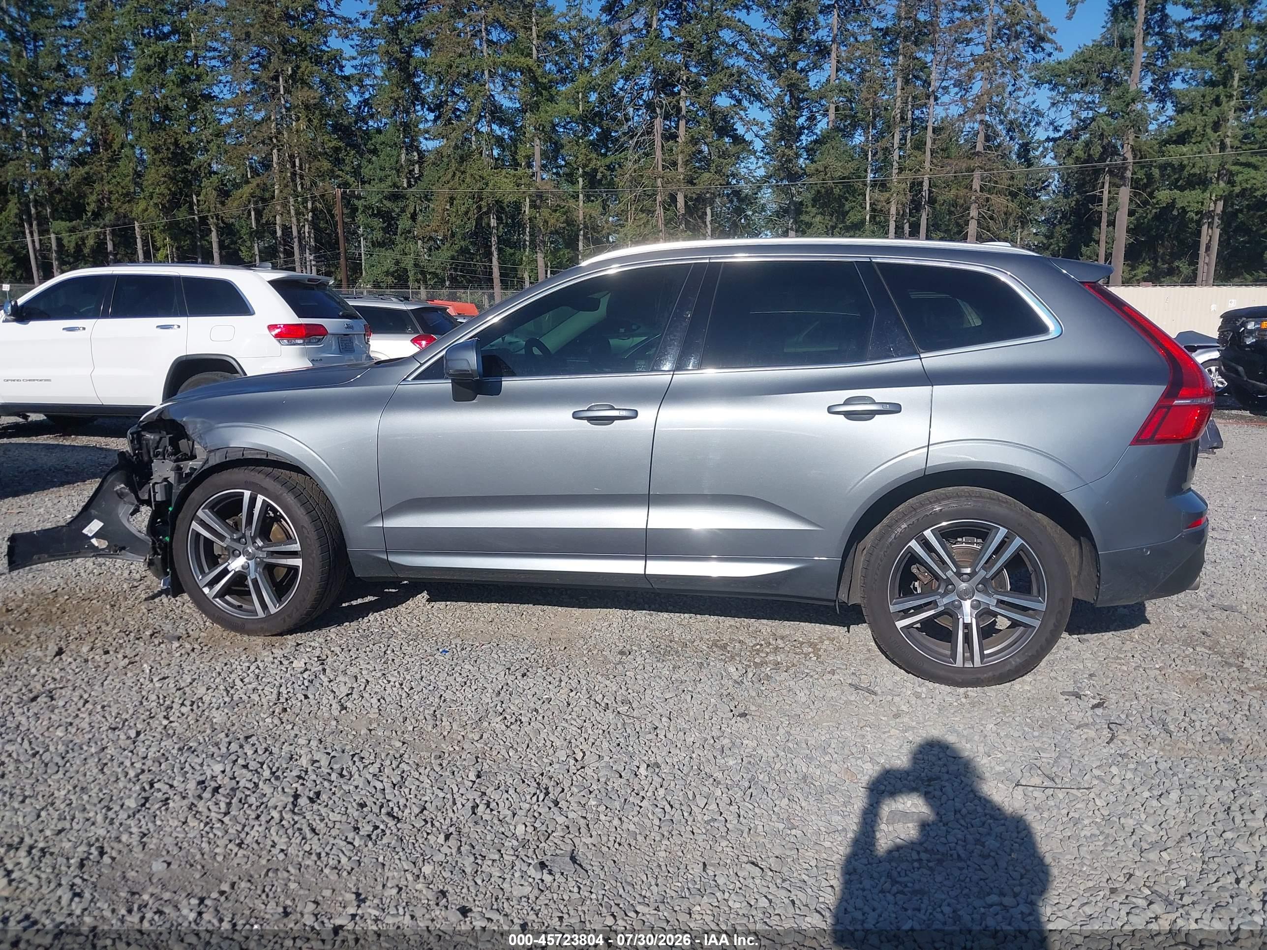 2019 VOLVO XC60 T5 MOMENTUM