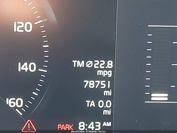 2019 VOLVO XC60 T5 MOMENTUM
