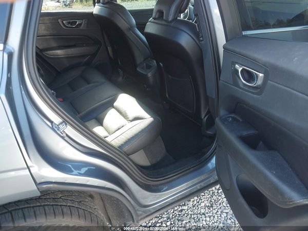 2019 VOLVO XC60 T5 MOMENTUM