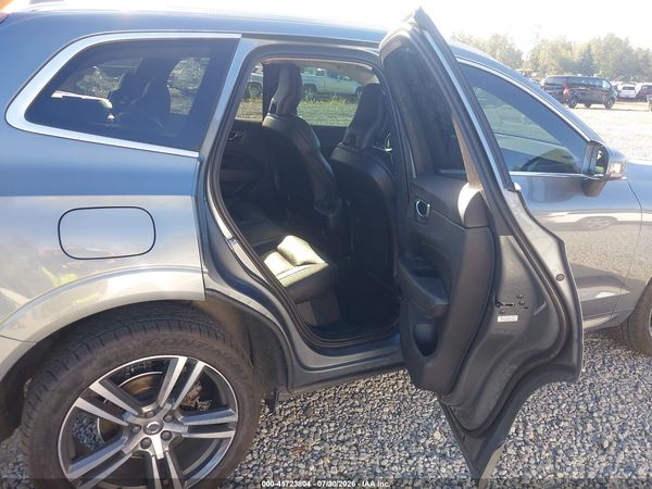 2019 VOLVO XC60 T5 MOMENTUM