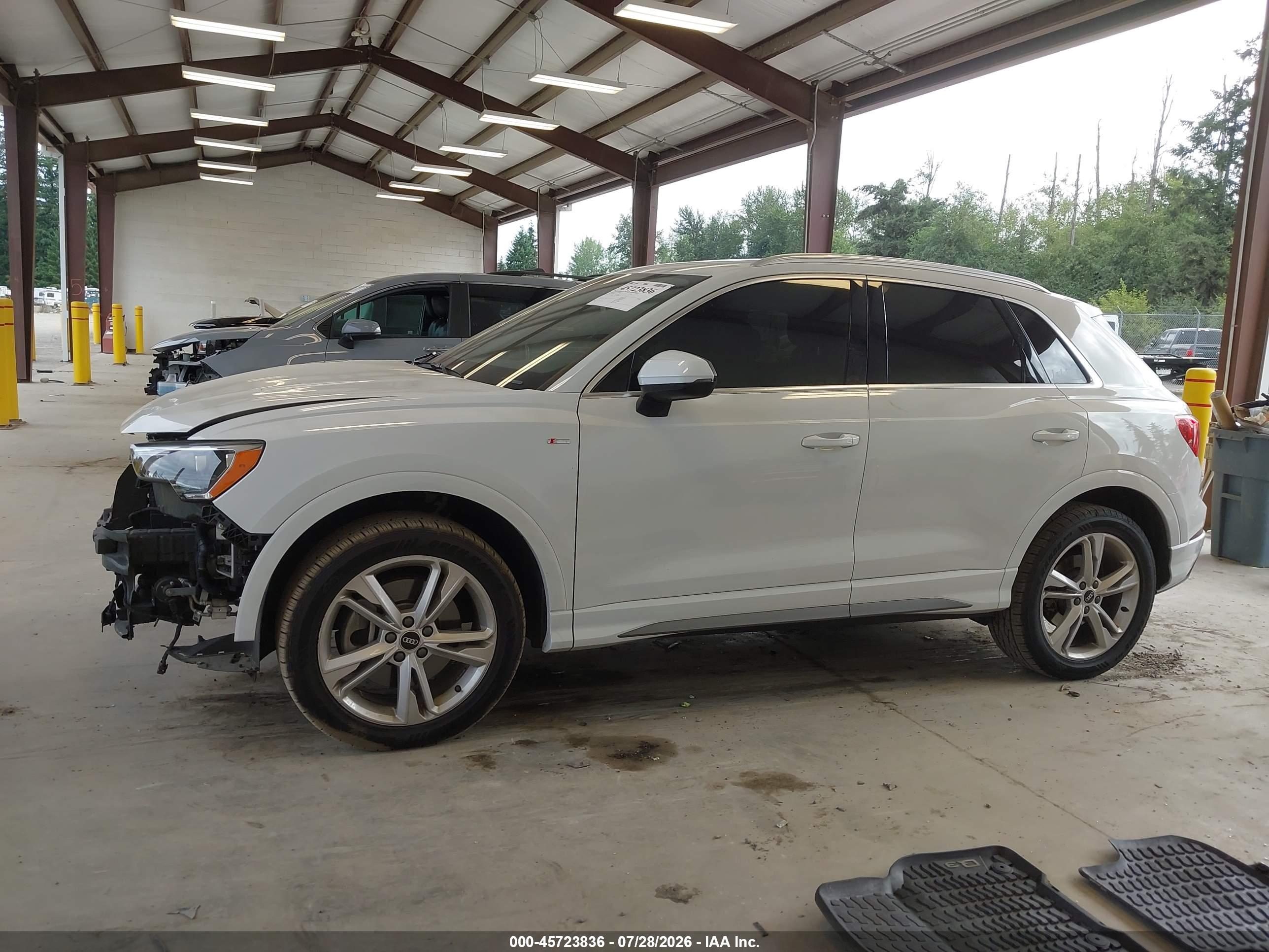 2022 AUDI Q3
