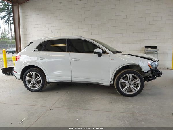 2022 AUDI Q3