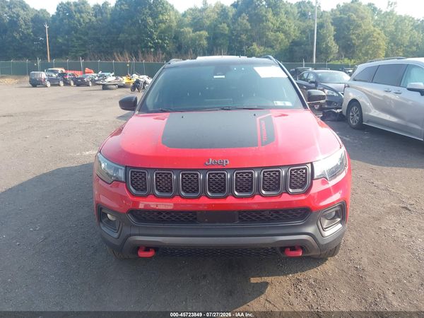 2024 JEEP COMPASS TRAILHAWK 4X4