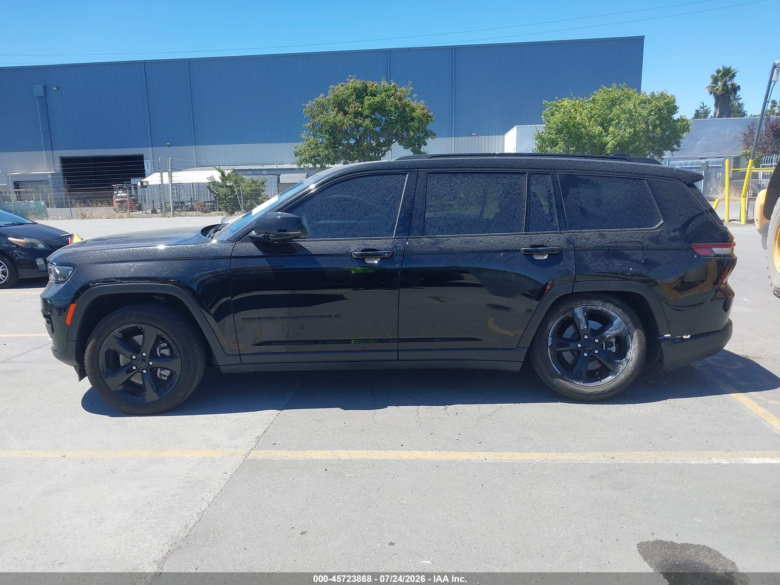 2025 JEEP GRAND CHEROKEE L LIMITED 4X2