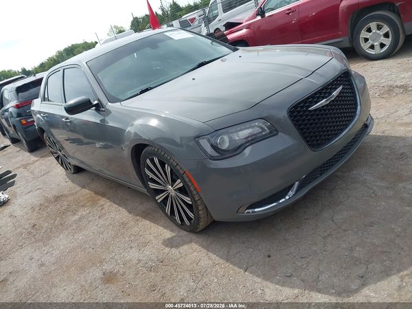 2017 CHRYSLER 300 LIMITED