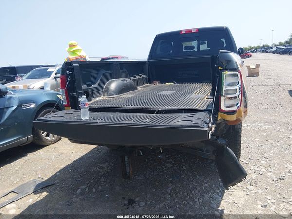 2022 RAM 2500 TRADESMAN  4X2 8' BOX