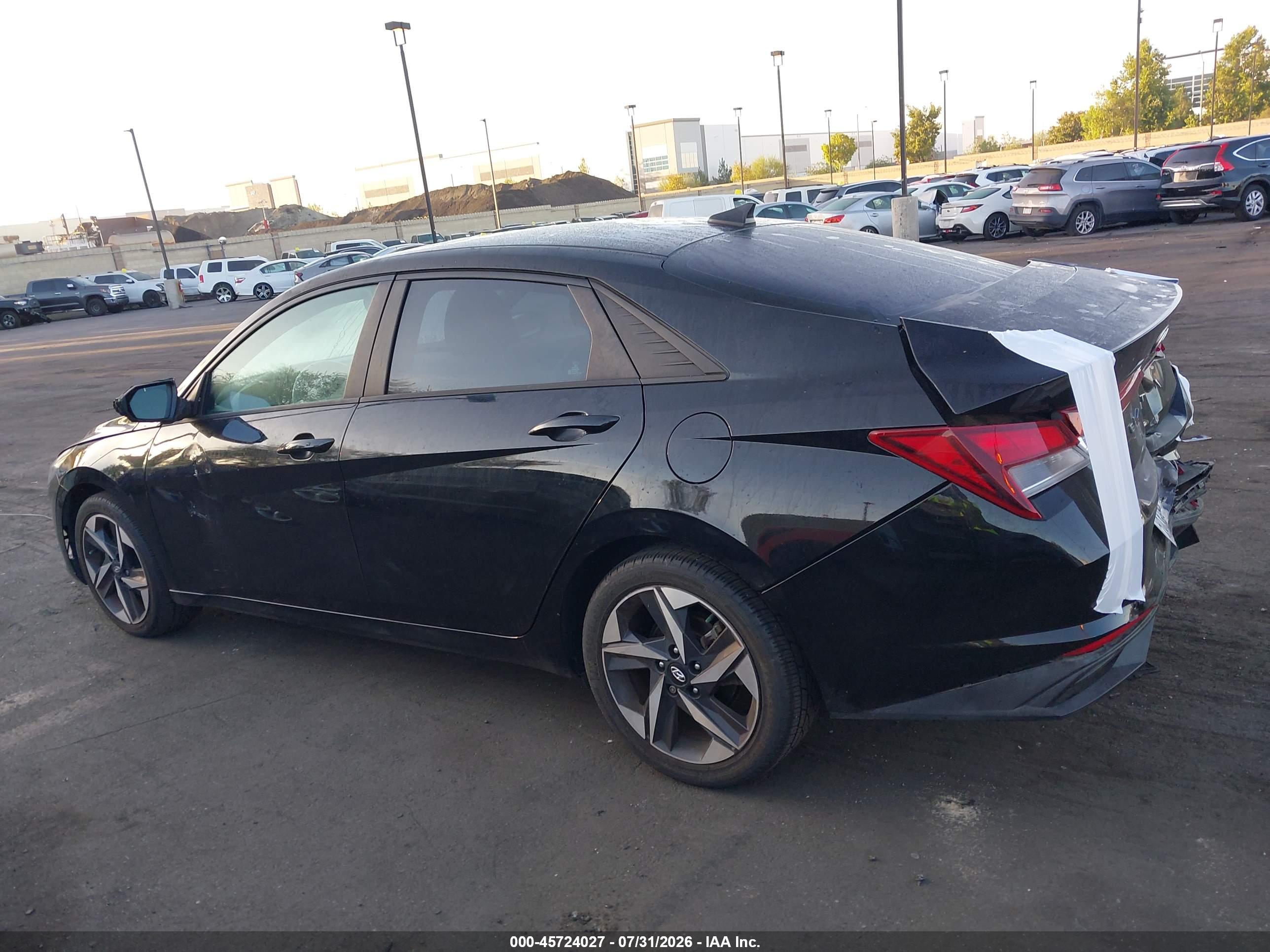 2023 HYUNDAI ELANTRA SEL