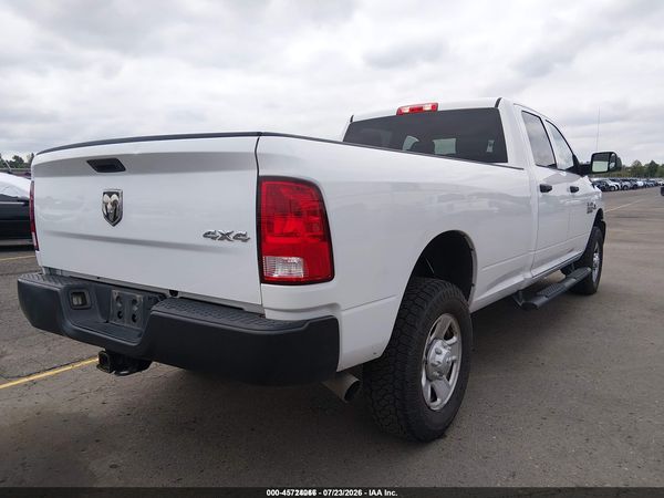 2018 RAM 3500 TRADESMAN  4X4 8' BOX