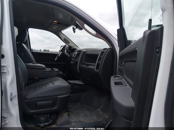 2018 RAM 3500 TRADESMAN  4X4 8' BOX