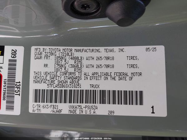 2025 TOYOTA TUNDRA SR5
