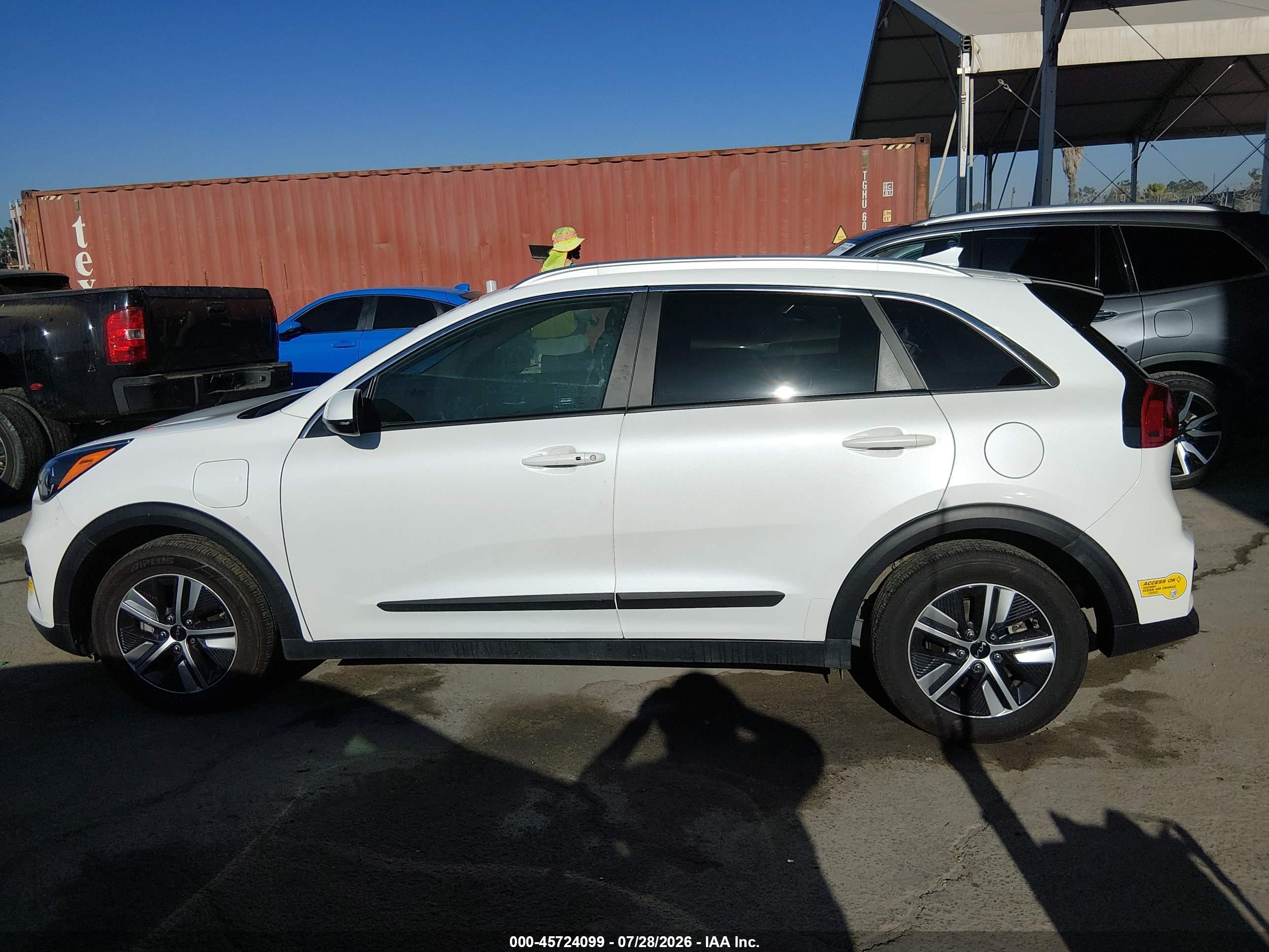 2022 KIA NIRO PLUG-IN HYBRID LXS