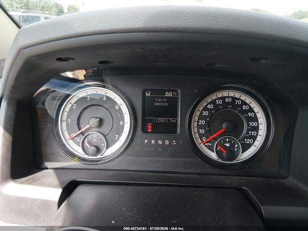 2018 RAM 1500 EXPRESS  4X4 6'4 BOX
