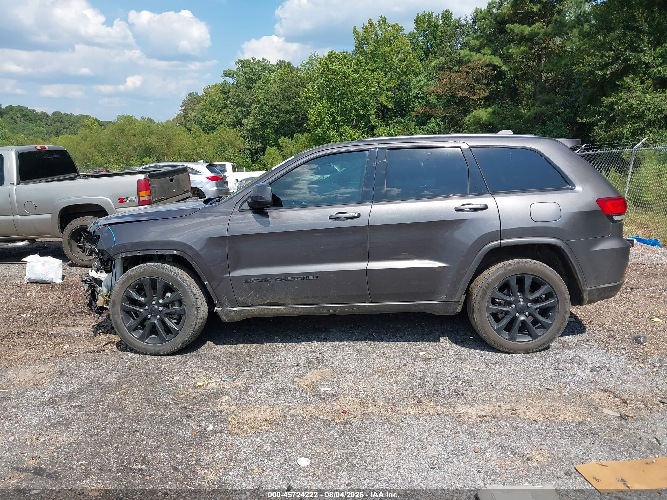 2021 JEEP GRAND CHEROKEE LAREDO X 4X2