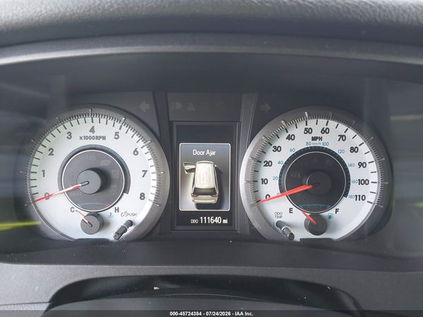 2019 TOYOTA SIENNA SE — I7