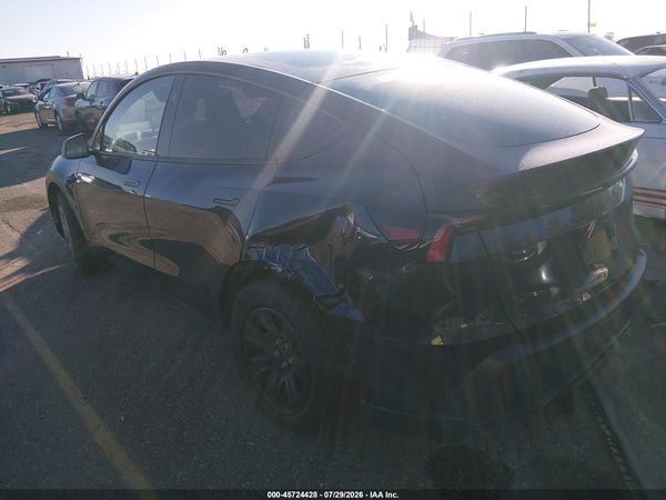 2026 TESLA MODEL Y