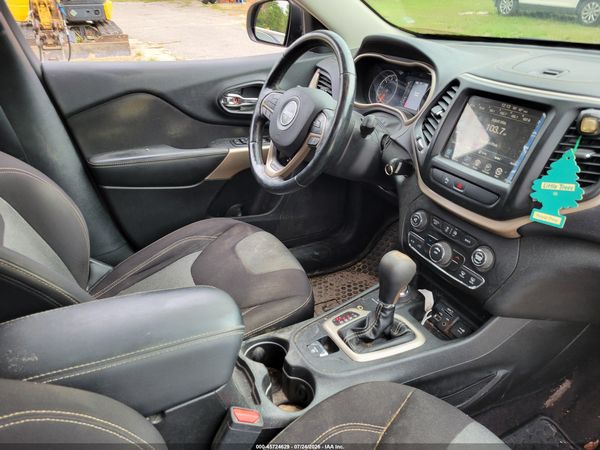 2018 JEEP CHEROKEE