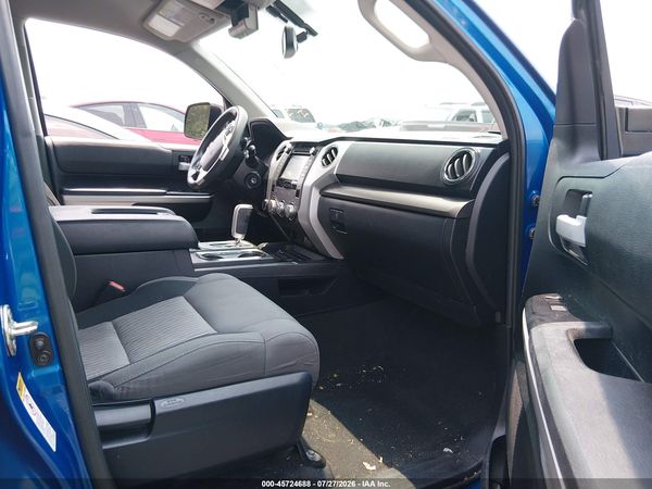 2017 TOYOTA TUNDRA SR5 5.7L V8