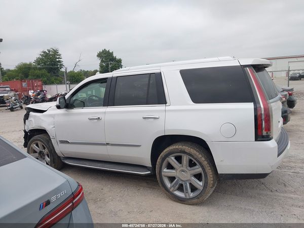 2016 CADILLAC ESCALADE LUXURY COLLECTION