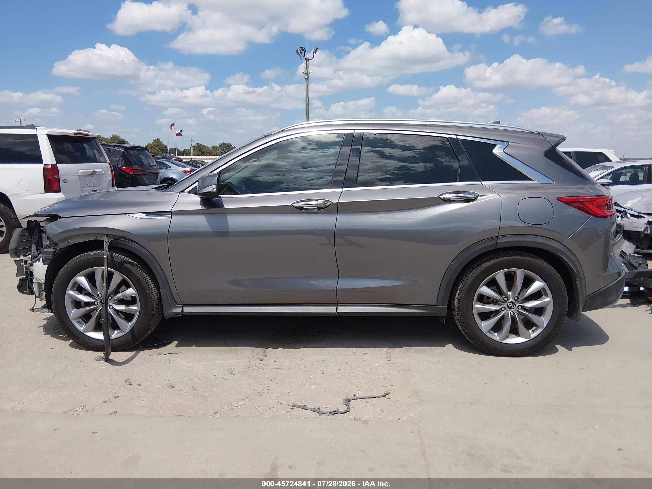 2019 INFINITI QX50 LUXE