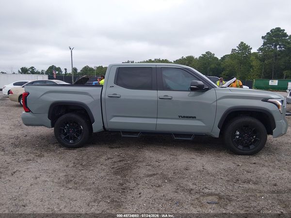 2025 TOYOTA TUNDRA SR5