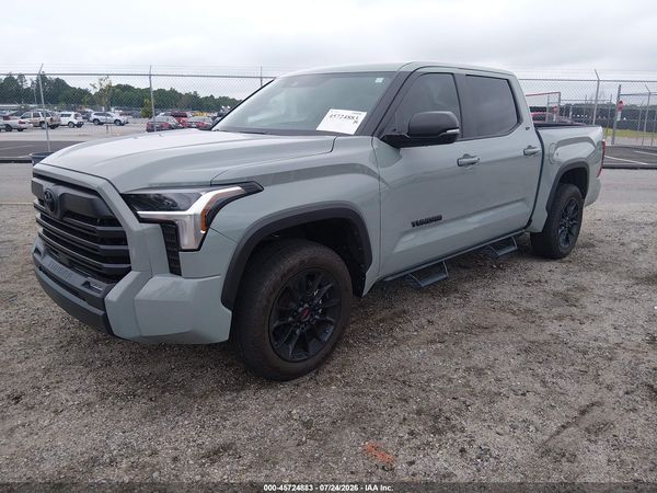 2025 TOYOTA TUNDRA SR5