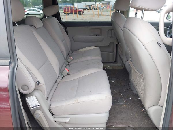 2016 KIA SEDONA LX