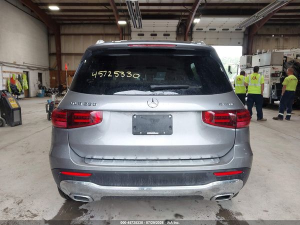 2026 MERCEDES-BENZ GLB 250 4MATIC