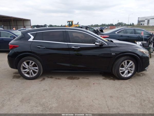 2018 INFINITI QX30 LUXURY