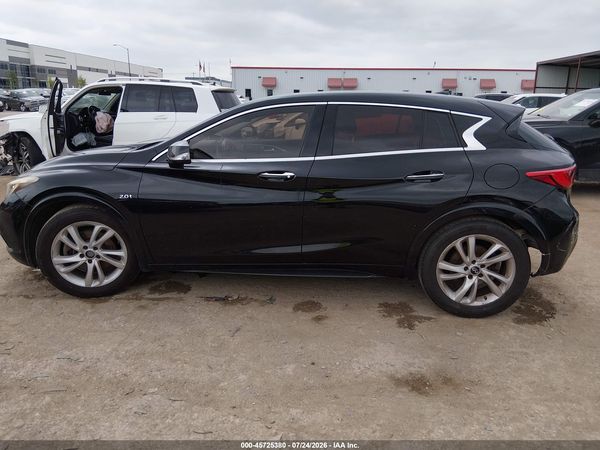 2018 INFINITI QX30