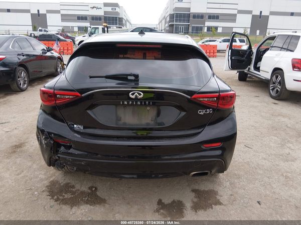 2018 INFINITI QX30 LUXURY