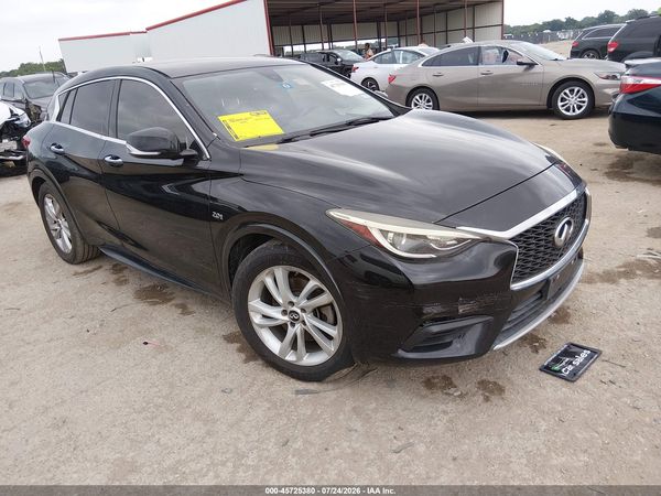 2018 INFINITI QX30 LUXURY