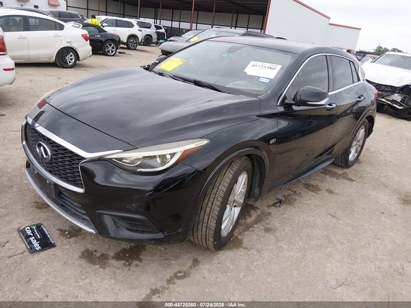 2018 INFINITI QX30 LUXURY