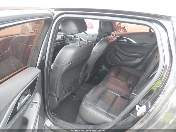 2018 INFINITI QX30 LUXURY