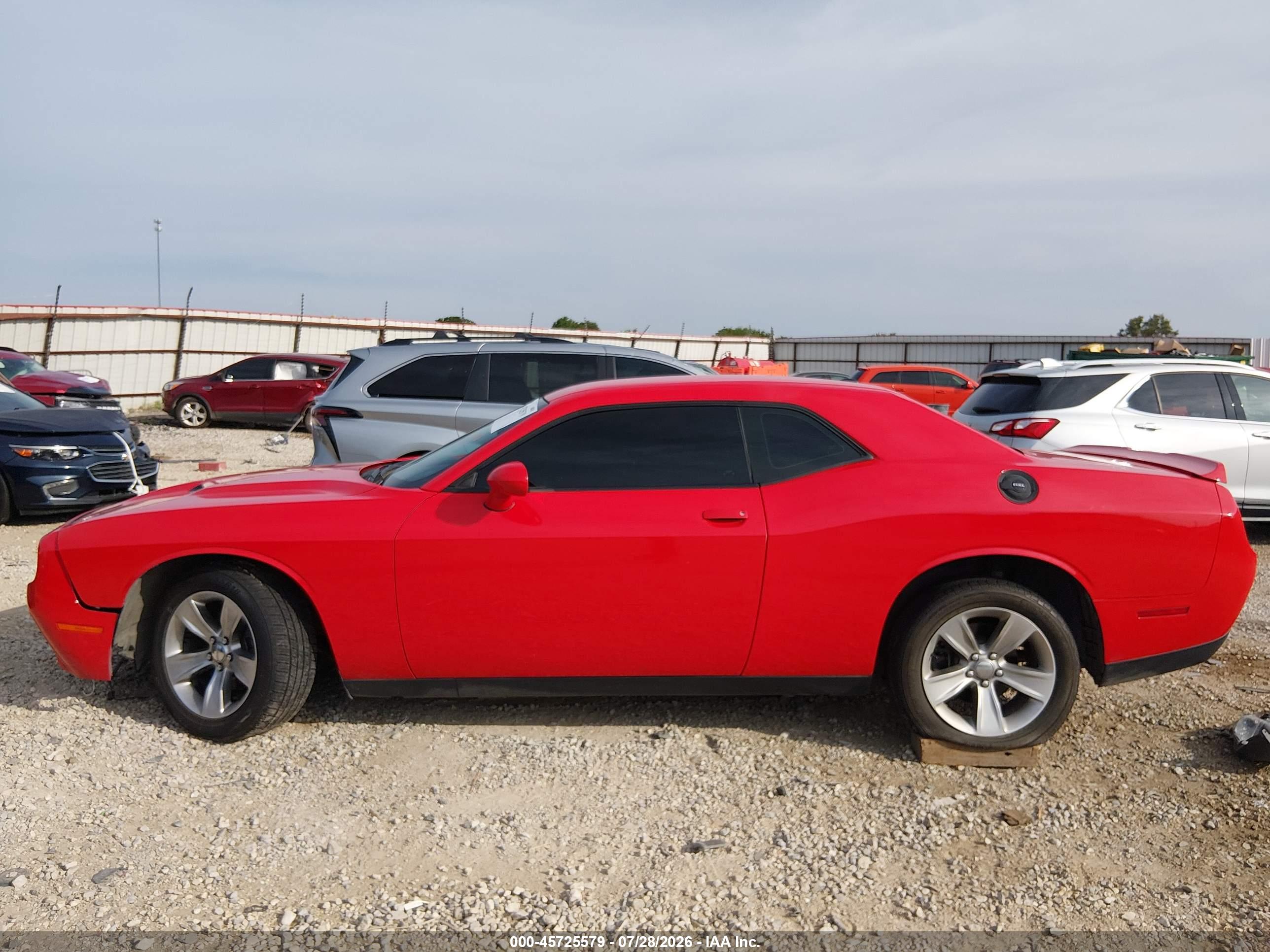 2020 DODGE CHALLENGER SXT