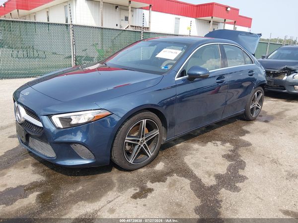 2022 MERCEDES-BENZ A 220 A220