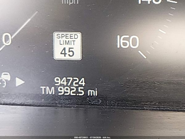 2019 VOLVO XC90 T6 MOMENTUM