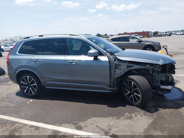 2019 VOLVO XC90 T6 MOMENTUM