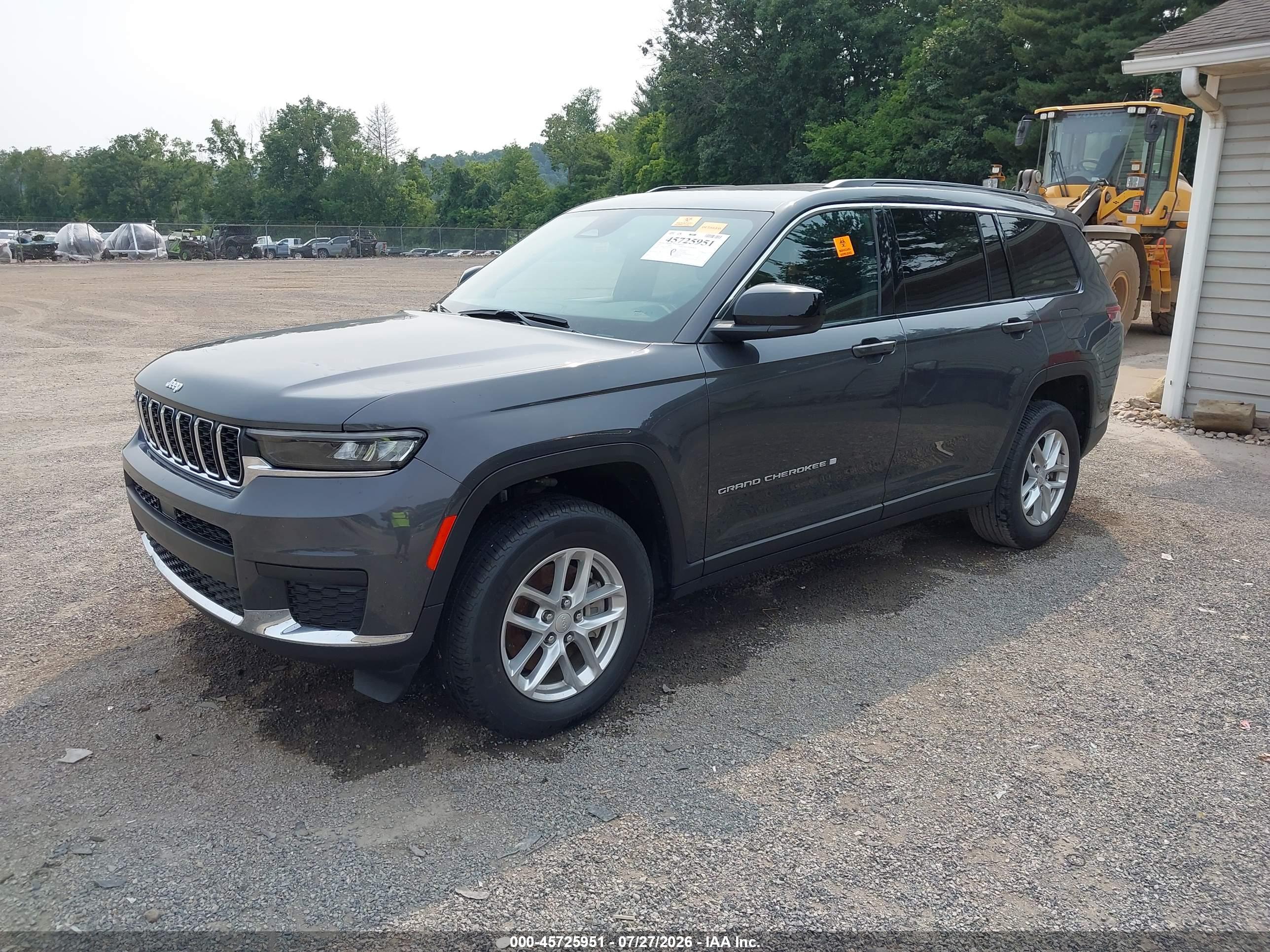 2025 JEEP GRAND CHEROKEE L LAREDO X 4X4