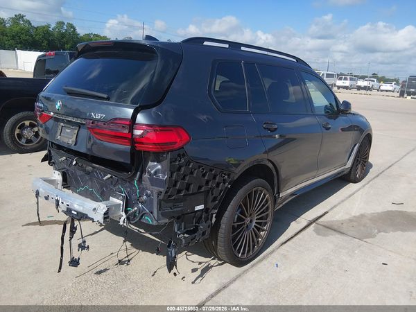 2021 BMW ALPINA XB7 M50i