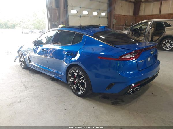 2018 KIA STINGER GT1