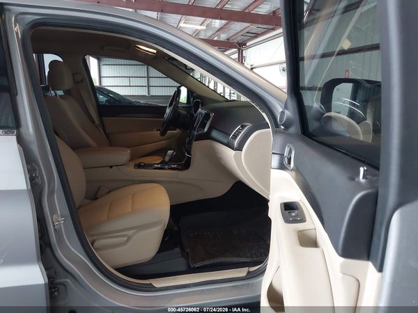 2020 JEEP GRAND CHEROKEE LAREDO E 4X4