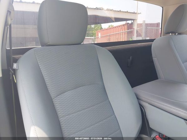 2018 RAM 3500 TRADESMAN  4X2 8' BOX