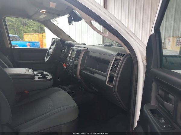 2016 RAM 2500 TRADESMAN