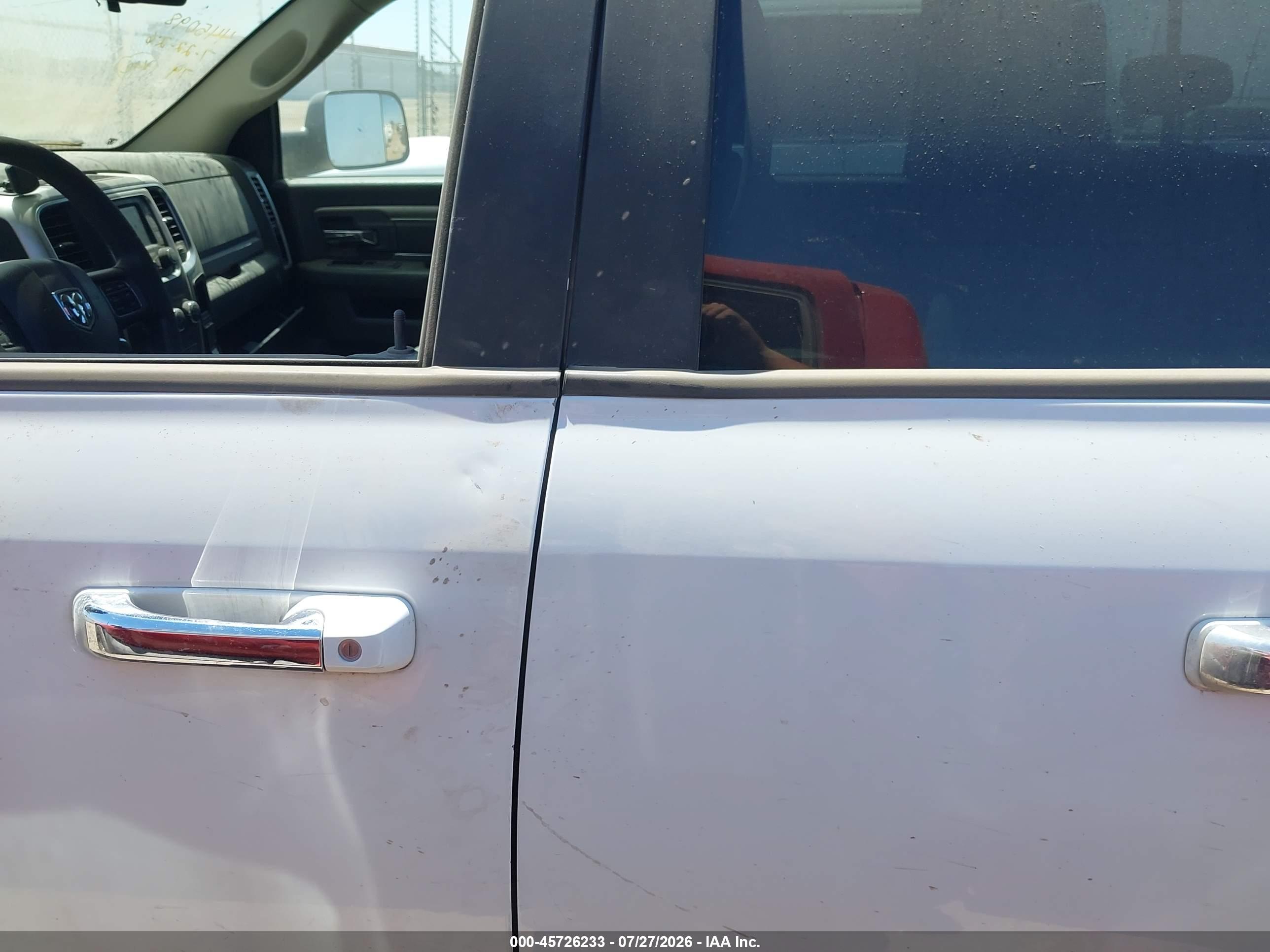 2016 RAM 1500 SLT