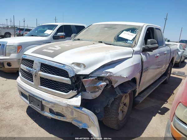 2016 RAM 1500 SLT