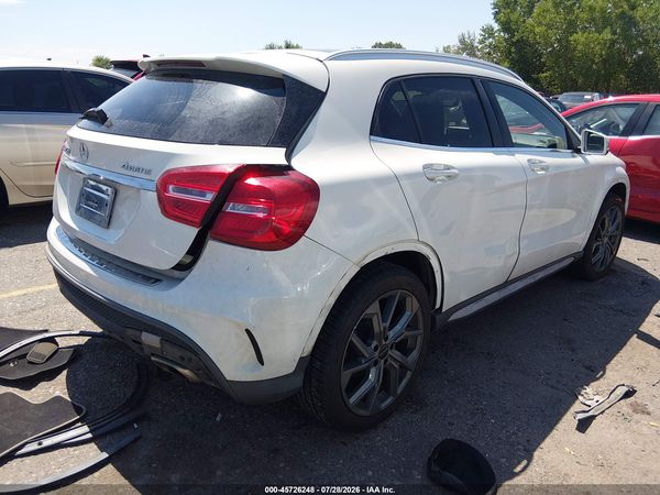 2015 MERCEDES-BENZ GLA 250 4MATIC
