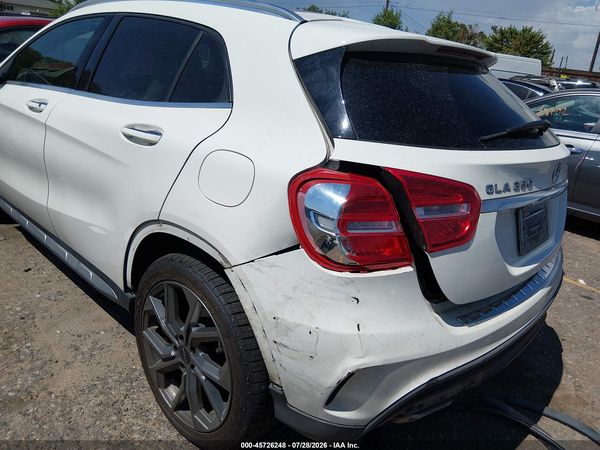 2015 MERCEDES-BENZ GLA 250 4MATIC
