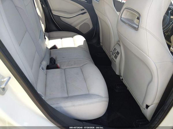 2015 MERCEDES-BENZ GLA 250 4MATIC